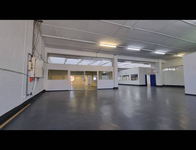 945M² WAREHOUSE TO LET IN OBSERVATORY